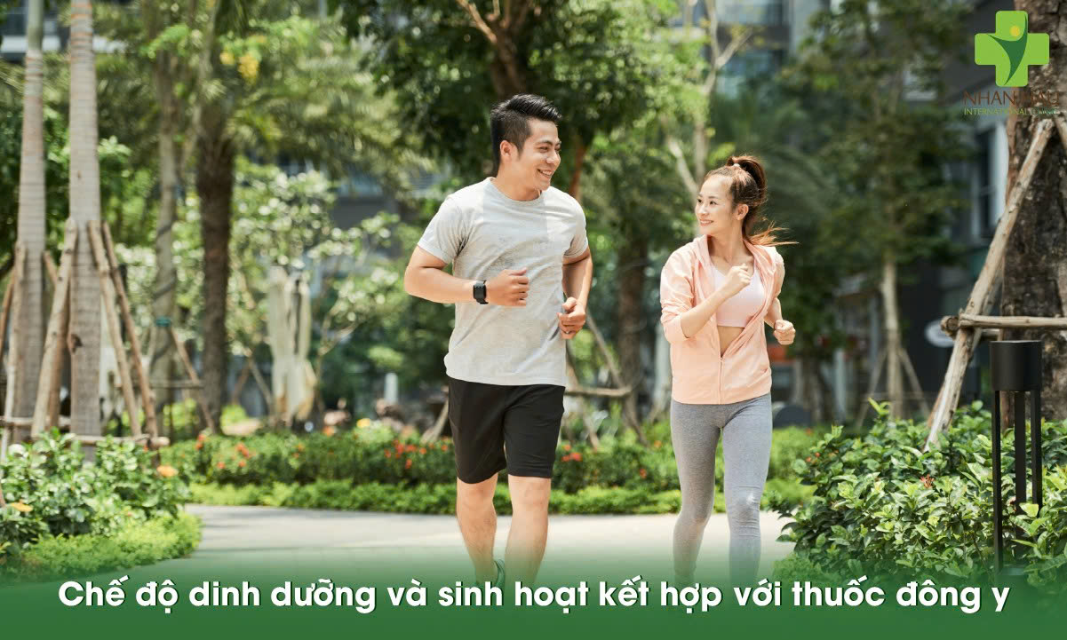 Chế độ dinh dưỡng và sinh hoạt kết hợp với thuốc đông y